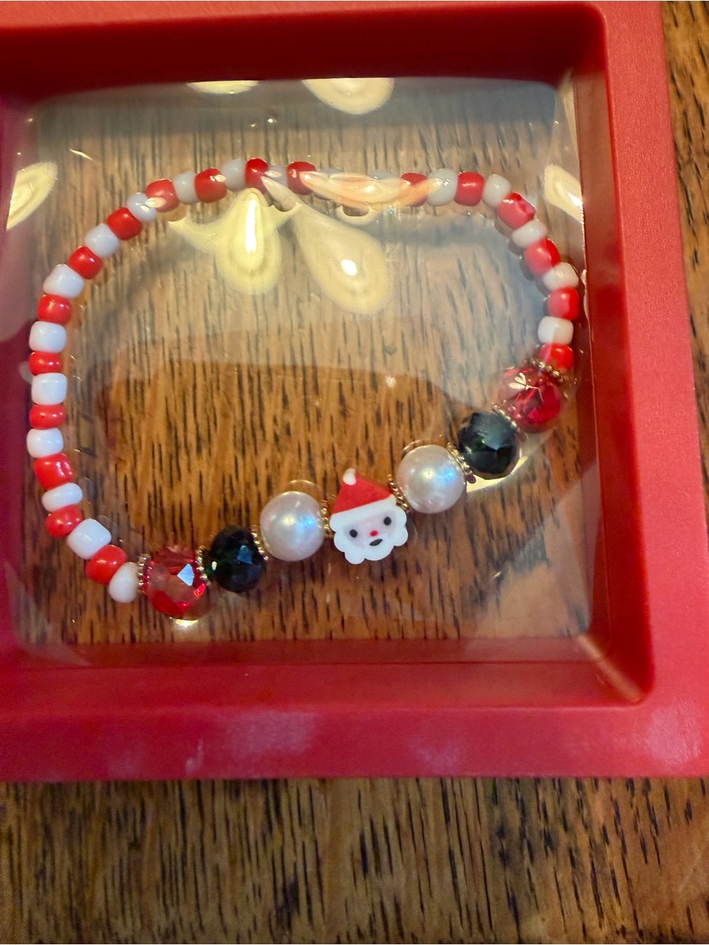 Red & White Santa Bead Bracelet